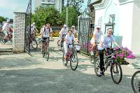 На велосипедах  по «Дороге к храму»